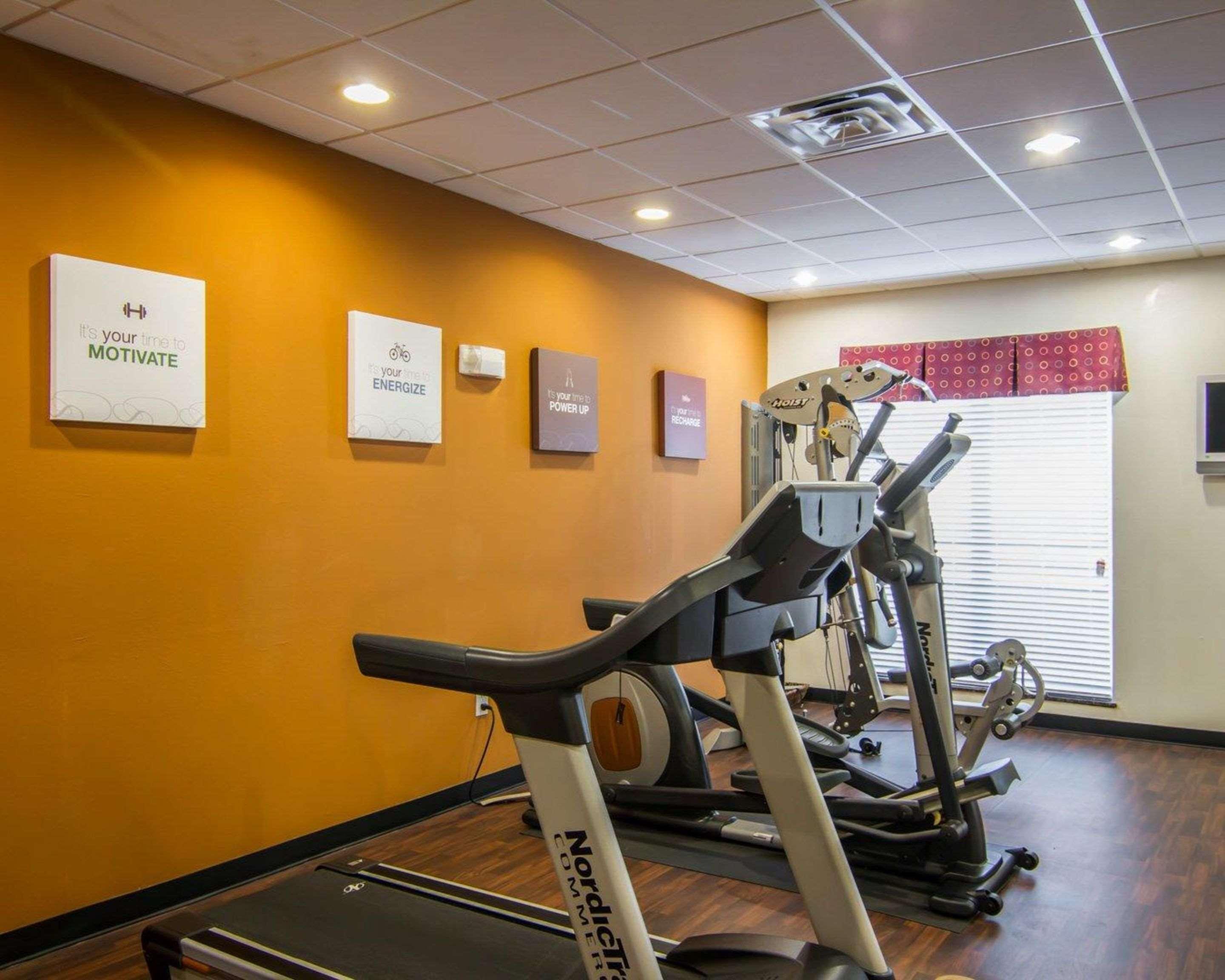 Comfort Suites West Dallas - Cockrell Hill Екстер'єр фото