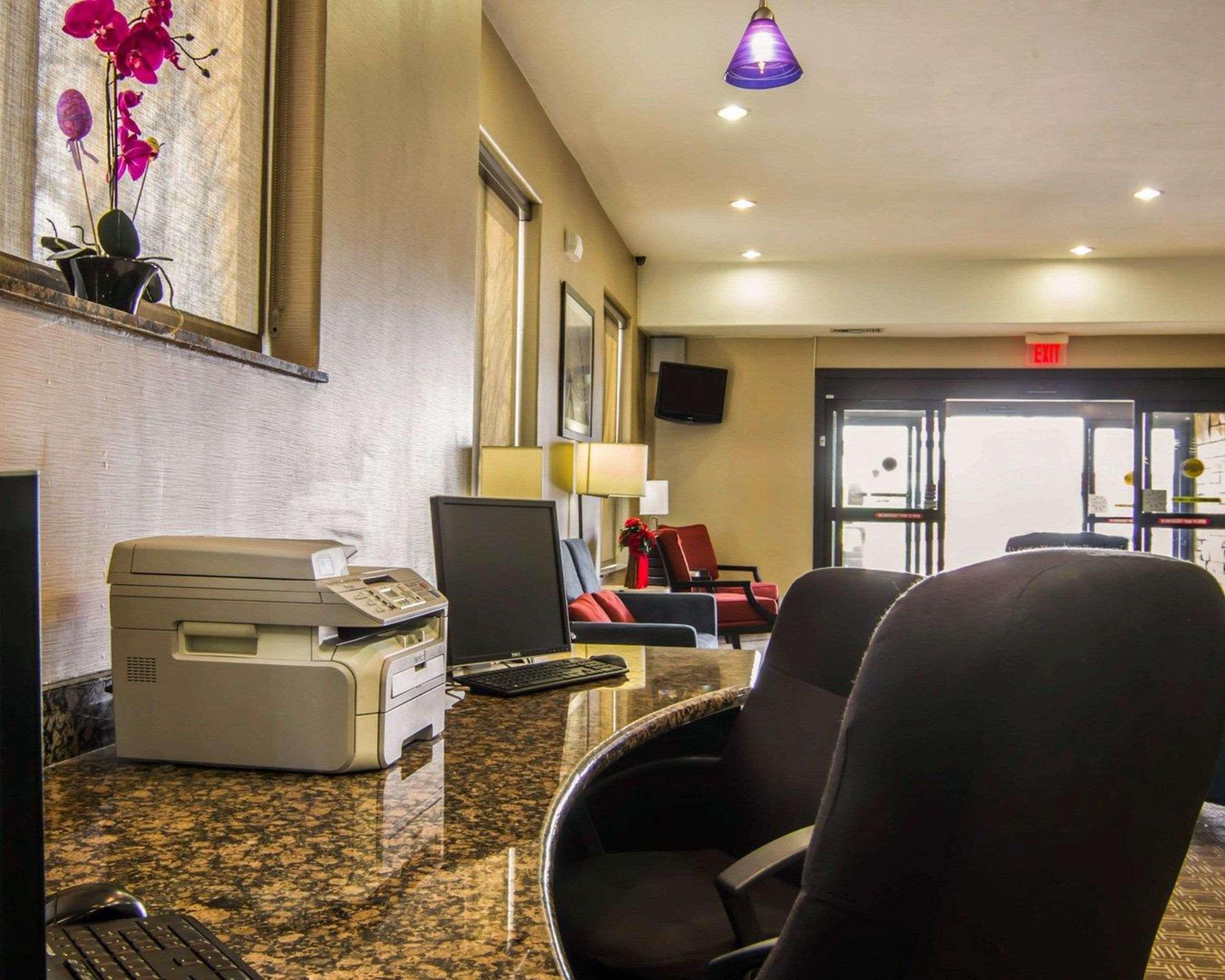 Comfort Suites West Dallas - Cockrell Hill Екстер'єр фото