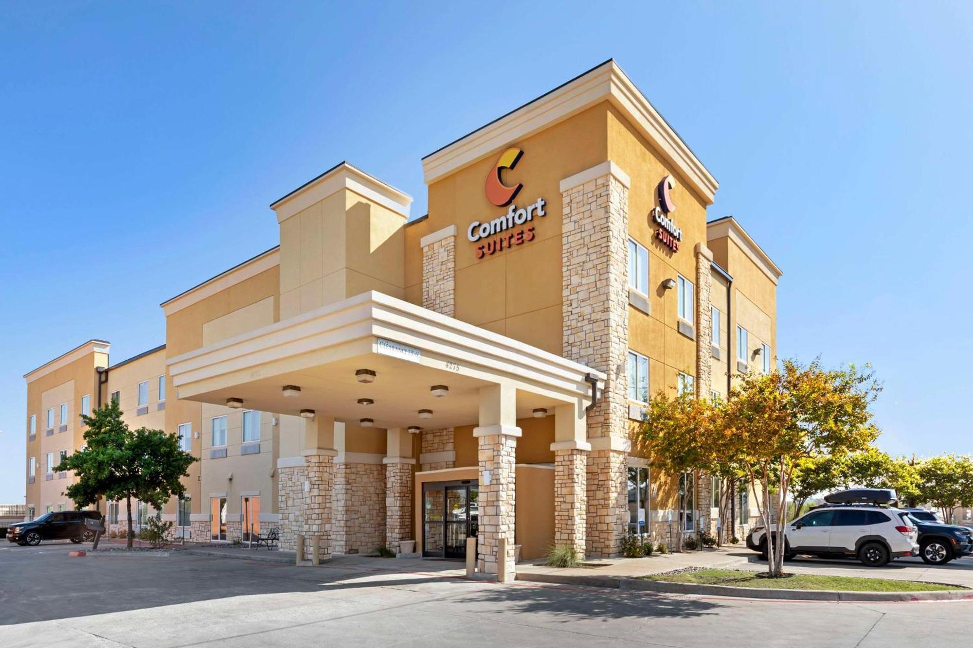 Comfort Suites West Dallas - Cockrell Hill Екстер'єр фото