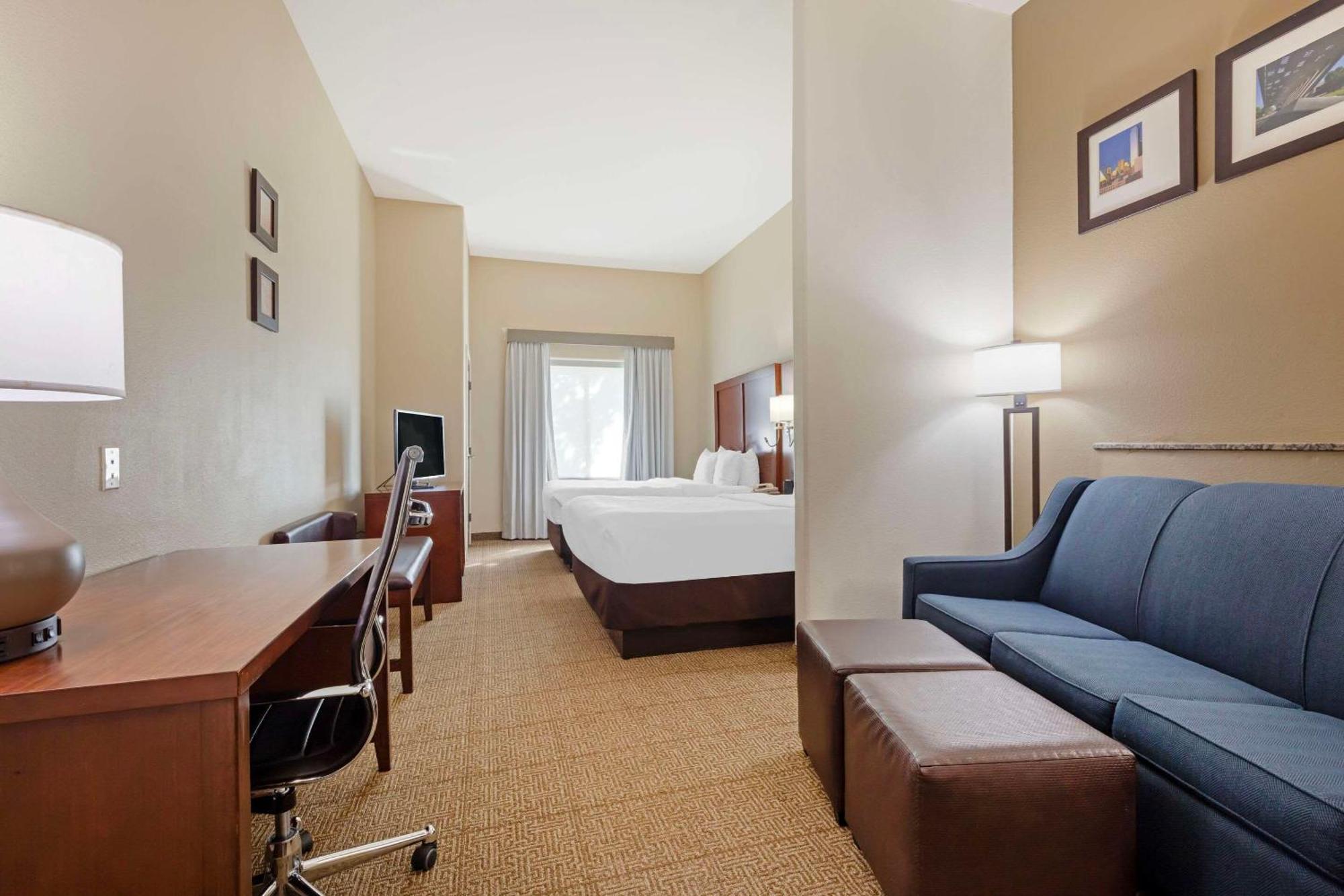 Comfort Suites West Dallas - Cockrell Hill Екстер'єр фото